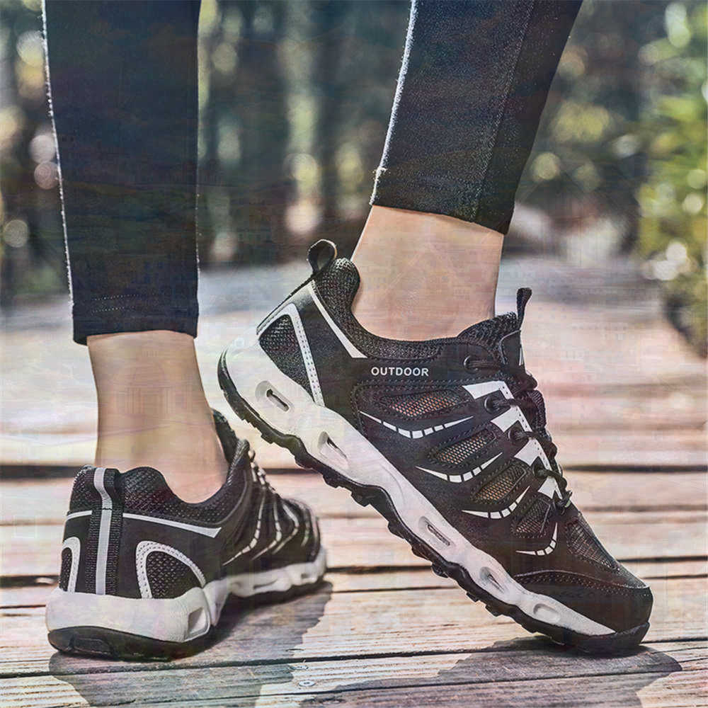Sumer Round Tip Silver Sneaker - Office Print Tech ulasan dan harga